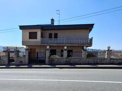 Chalet en venta en Ourense