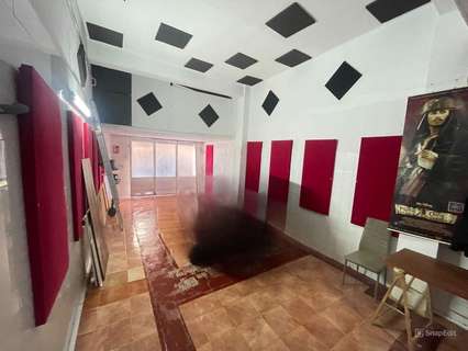 Local comercial en alquiler en Benetússer