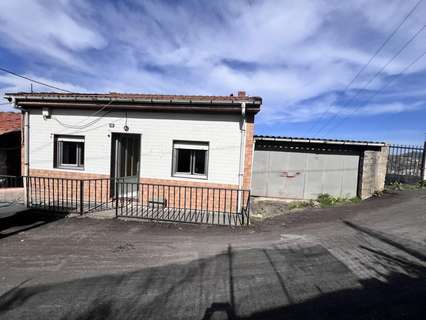 Casa en venta en Langreo