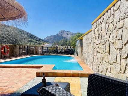 Casa en venta en Alfarnate
