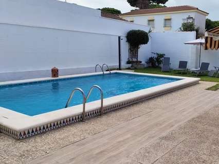 Chalet en alquiler en Chiclana de la Frontera