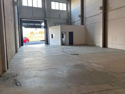 Nave industrial en venta en Alcalá de Guadaíra rebajada