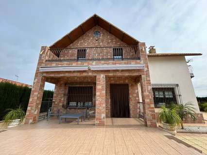Chalet en venta en Lora del Río
