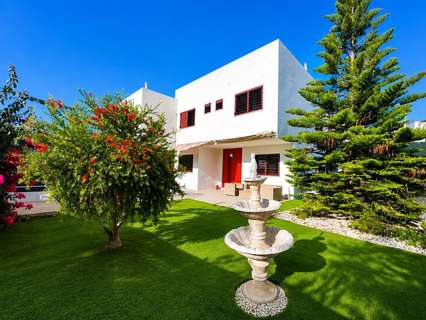 Chalet en venta en Dos Hermanas zona Montequinto rebajado