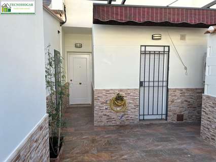 Casa en venta en Coria del Río rebajada