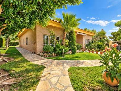 Chalet en venta en La Pobla de Vallbona
