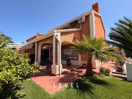 Chalet en venta en San Antonio de Benagéber