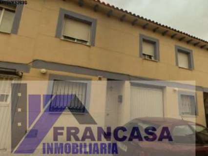 Chalet en venta en Ocaña