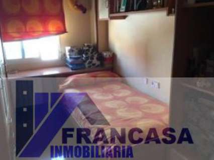 Piso en venta en Linares