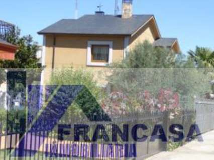 Chalet en venta en Santibáñez de Tera rebajado