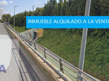 Local comercial en venta en Catarroja zona PLAZA CORTÉS VALENCIANAS