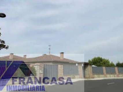 Chalet en venta en Valencia de Don Juan zona ZONA NORTE