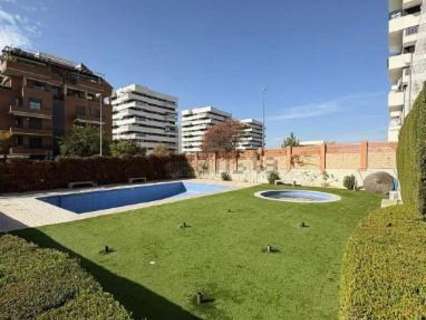 Piso en alquiler en Granada