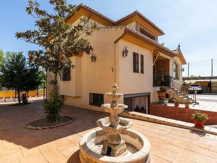 Chalet en venta en Las Gabias