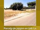 Parcela rústica en venta en Carmona
