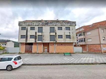 Edificio en venta en O Porriño