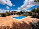 Villa en venta en Colmenar de Oreja zona Urbanización Los Vallejos