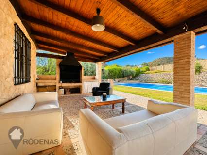 Villa en venta en Colmenar de Oreja