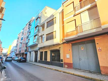 Local comercial en venta en Alzira