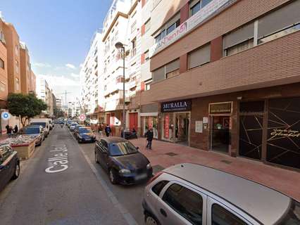 Piso en venta en Almería