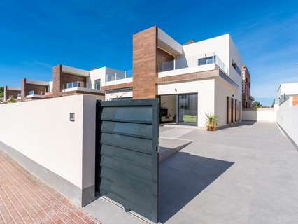 Chalet en venta en Daya Nueva