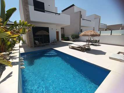 Chalet en venta en Daya Nueva