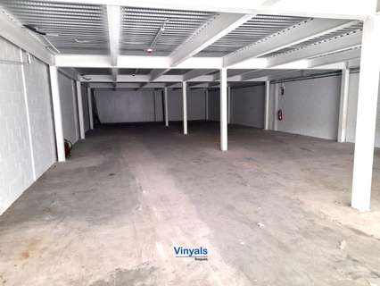 Nave industrial en alquiler en Canovelles