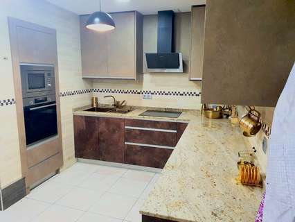 Villa en venta en Alicante