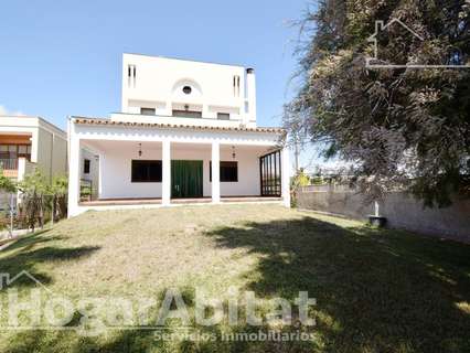 Chalet en venta en Almazora/Almassora