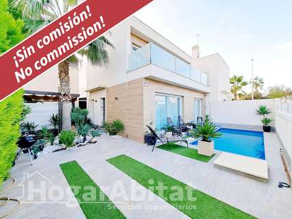 Chalet en venta en Pilar de la Horadada