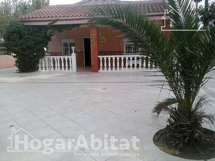Chalet en venta en Chiva