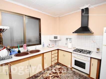 Casa en venta en Polinyà de Xúquer