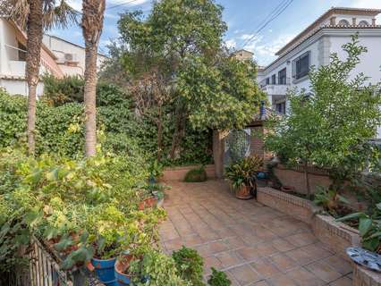 Chalet en venta en La Zubia