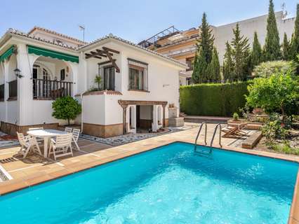 Chalet en venta en La Zubia