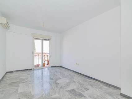 Piso en venta en La Zubia