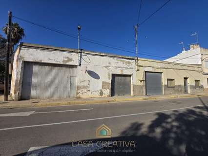 Nave industrial en venta en Sueca