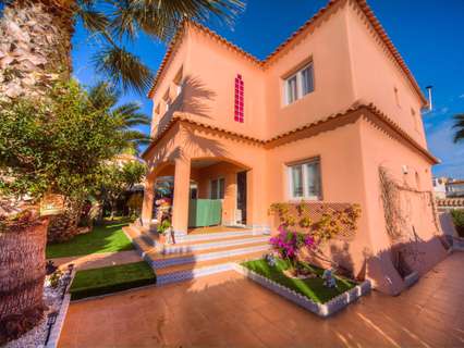 Villa en venta en Torrevieja zona Los Altos