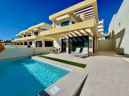 Villa en venta en Los Montesinos zona La Herrada