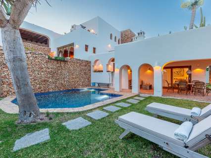 Villa en venta en Teulada zona Moraira rebajada