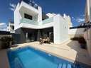 Villa en venta en Benijófar zona Benijófar rebajada