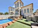 Villa en venta en Rojales zona Benimar