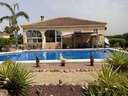 Villa en venta en Catral zona Catral