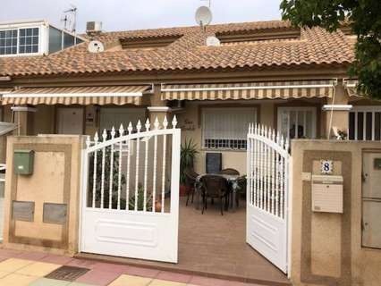 Casa en venta en Los Alcázares, rebajada