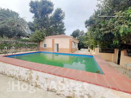 Chalet en venta en Chiva