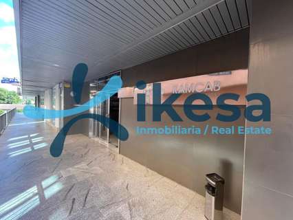 Oficina en venta en Tomares