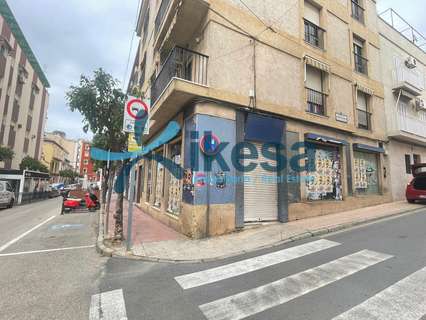 Local comercial en venta en Linares