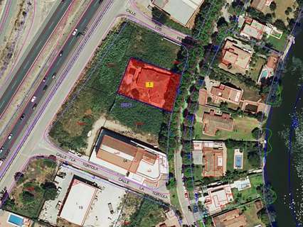 Parcela rústica en venta en Los Barrios