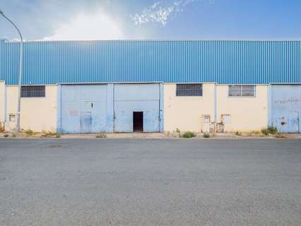 Nave industrial en venta en Guillena