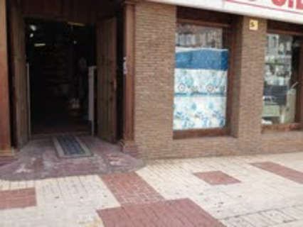 Local comercial en alquiler en Estepona