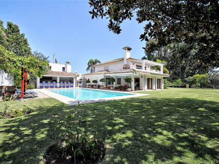 Chalet en venta en Estepona